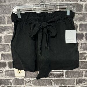 NWT Bella Dahl paperbag shorts black tie waist